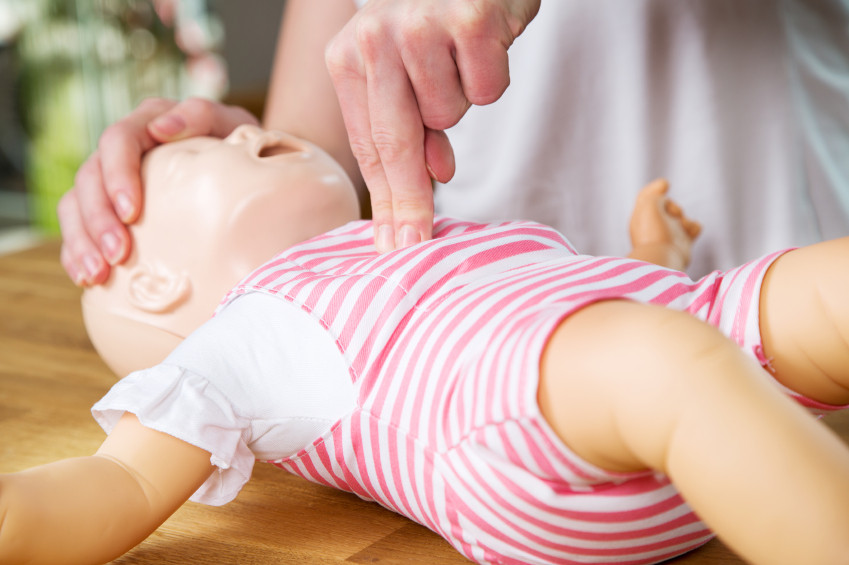 Adult & Pediatric First Aid CPR AED - Blended Learning | CPR1