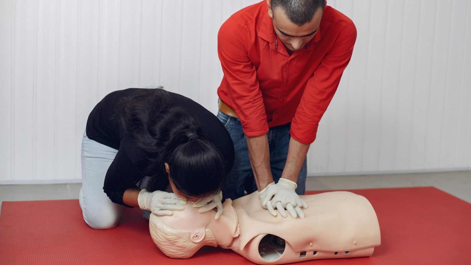 CPR Compression Rate A Complete Guide for Adults, Children, and Infants | CPR1