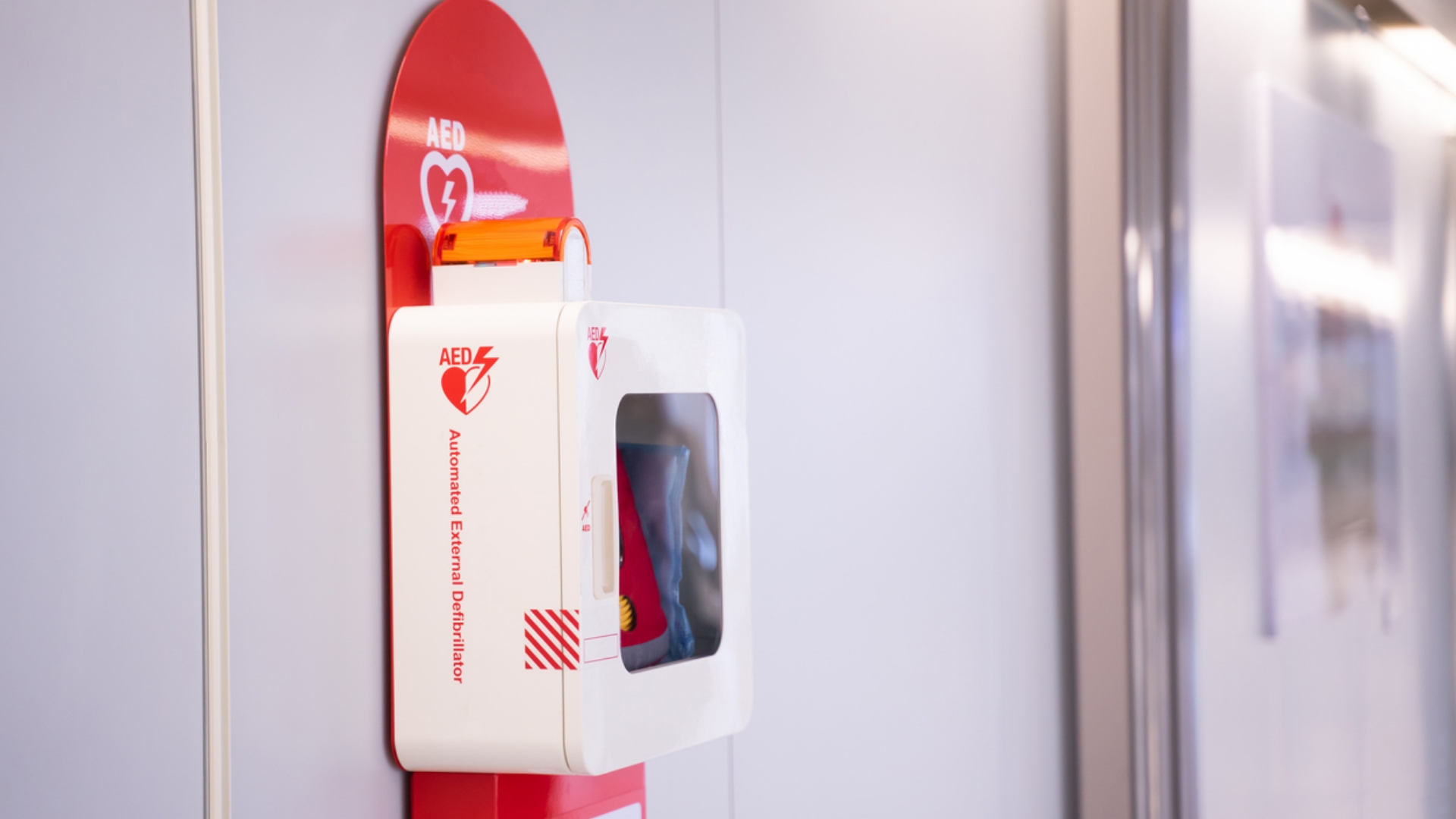 Best AED for Schools – How to Select the Right Device for Student and Staff Safety | CPR1