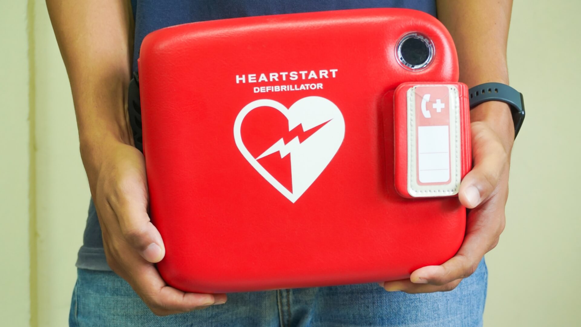 What to Know Before Buying a Defibrillator | CPR1
